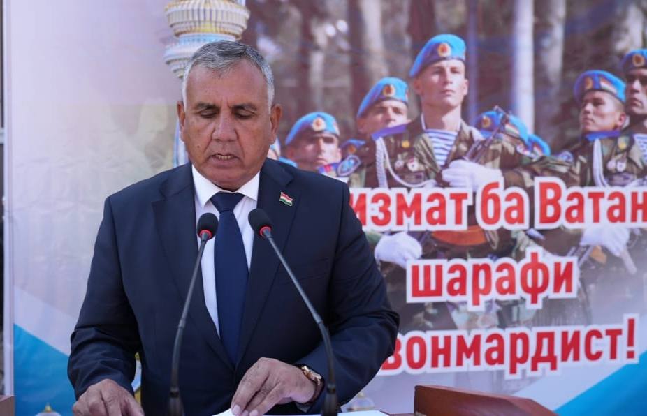 ДАР ШАҲРИ РОҒУН БАХШИДА БА РУЗИ ДАЪВАТИ ҶАВОНОН БА АРТИШИ МИЛЛӢ ЧОРАБИНИИ ИДОНА БАРГУЗОР КАРДА ШУД